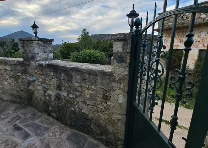 Homestay Patara's